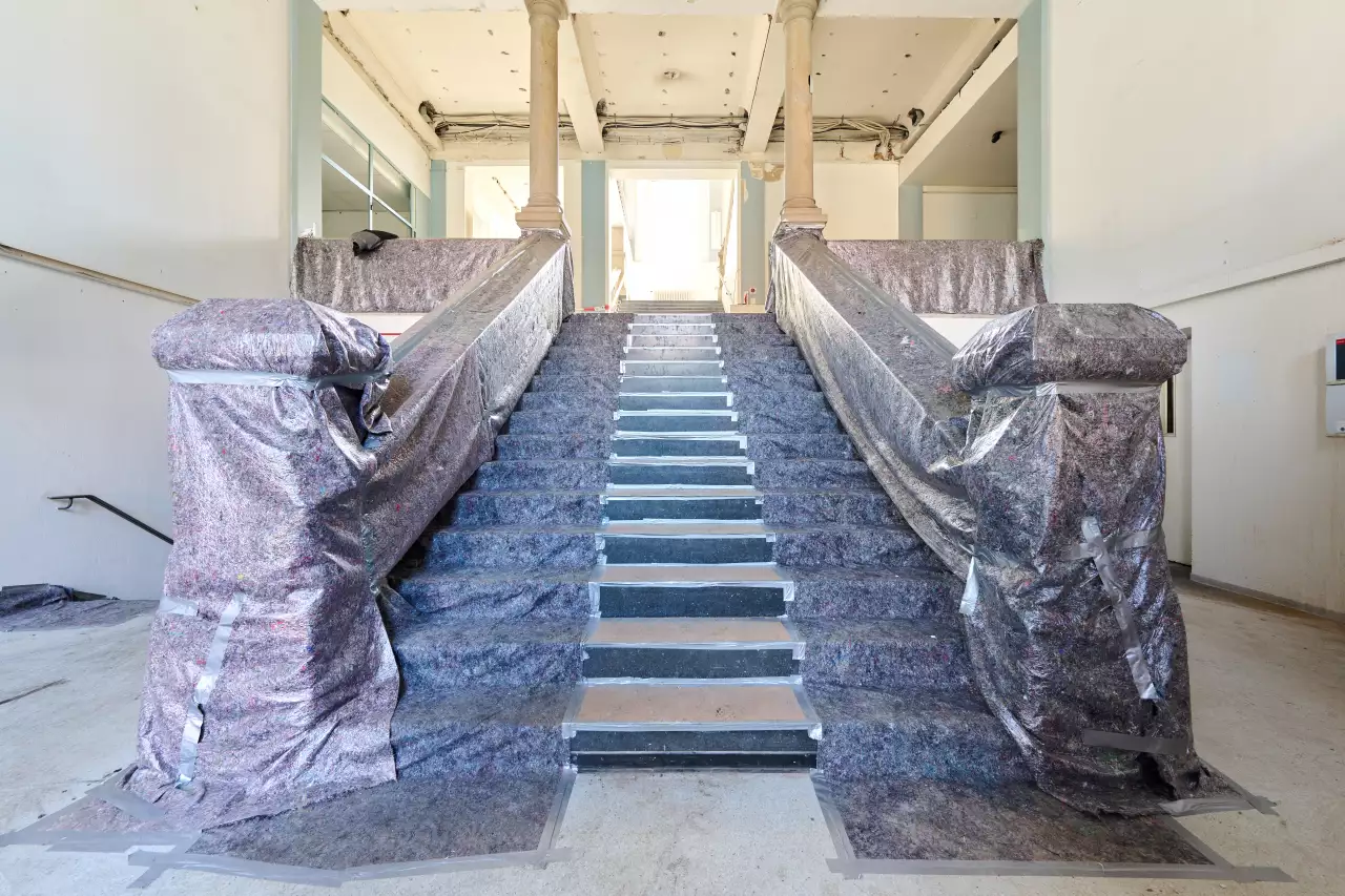 stefes pro Quartiersentwicklung auf ehemaligem Klinkgelände, hier Treppenhaus der Chirurgie